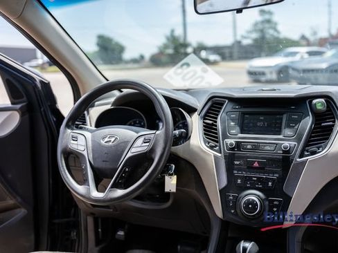 Used 2017 Hyundai Santa Fe Sport FWD image 15