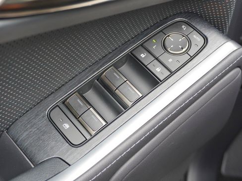 Used 2025 Lexus GX 550 AWD/4WD image 24