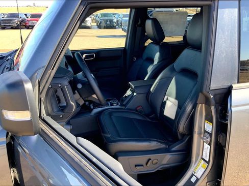 New 2025 Ford Bronco Badlands AWD/4WD image 9
