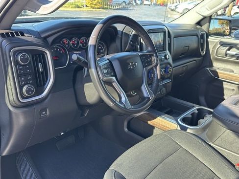 Used 2022 Chevrolet Silverado 1500 LT Trail Boss w/ Bed Protection Package image 32