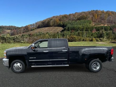 Used 2018 Chevrolet Silverado 3500 LTZ w/ Duramax Plus Package image 4
