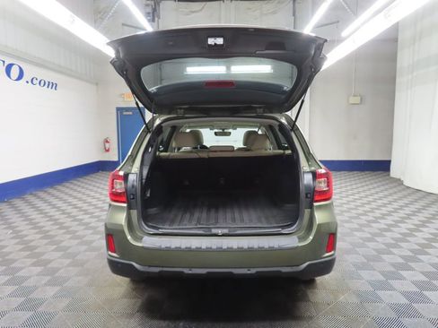 Used 2017 Subaru Outback 2.5i Limited AWD/4WD image 34