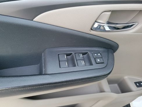 Used 2016 Honda Pilot EX-L image 11