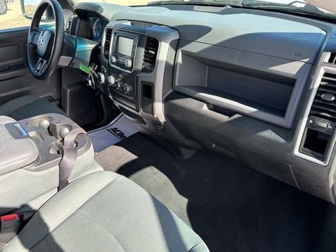 Used 2016 RAM 1500 Express image 25