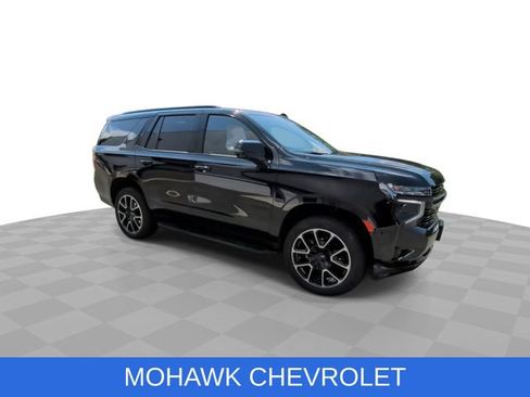 Used 2024 Chevrolet Tahoe RST w/ Luxury Package AWD/4WD image 2