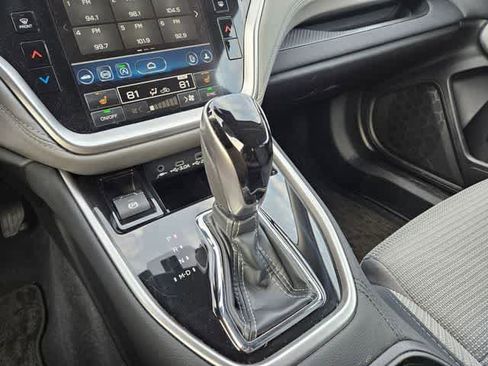 Used 2025 Subaru Outback Premium image 32