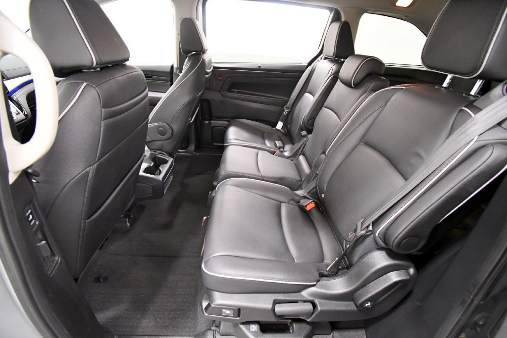 Certified 2026 Honda Odyssey Touring image 15