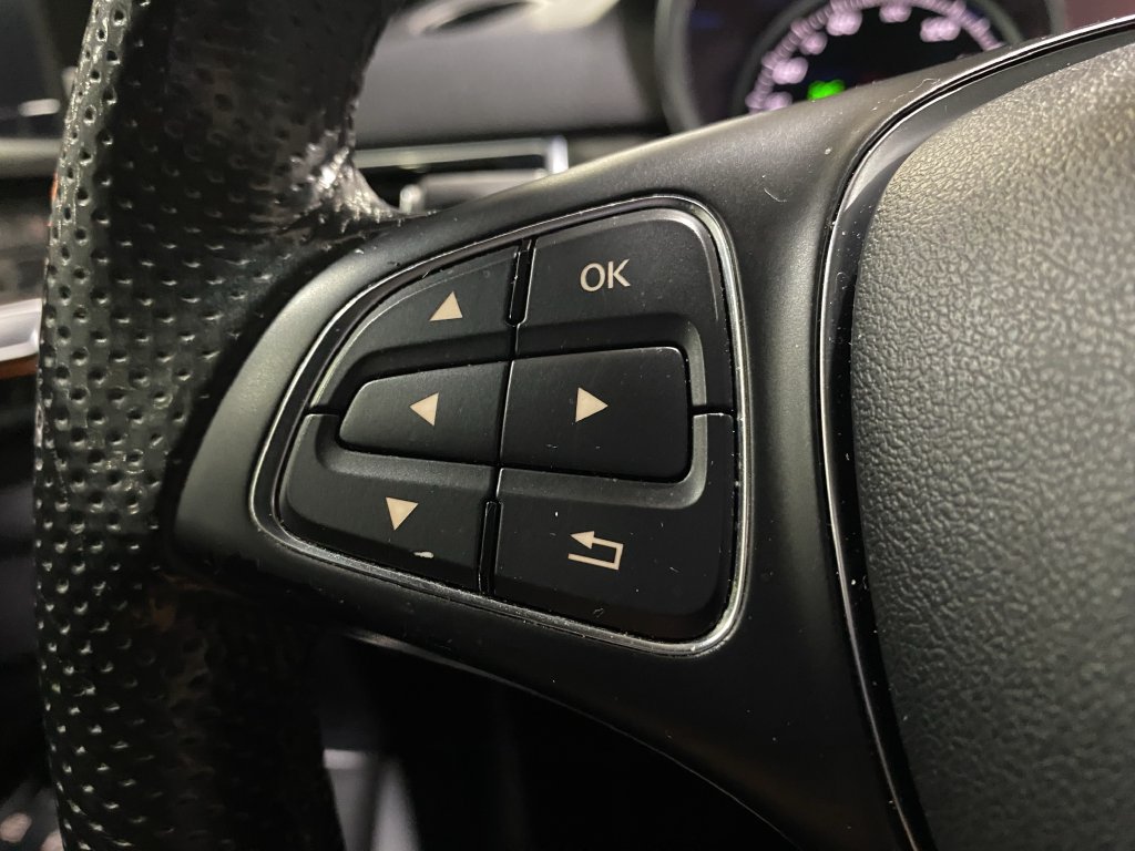 Used 2019 Mercedes-Benz GLE 400 4MATIC image 6