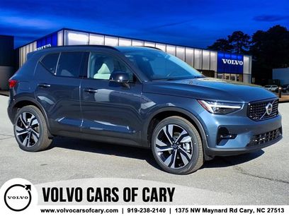 New 2026 Volvo XC40 B5 Ultra w/ Protection Package Premier
