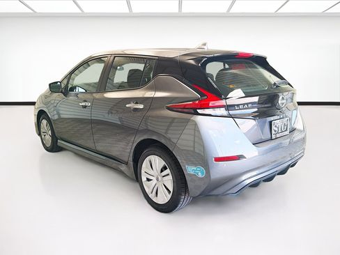 Used 2025 Nissan Leaf S FWD image 6
