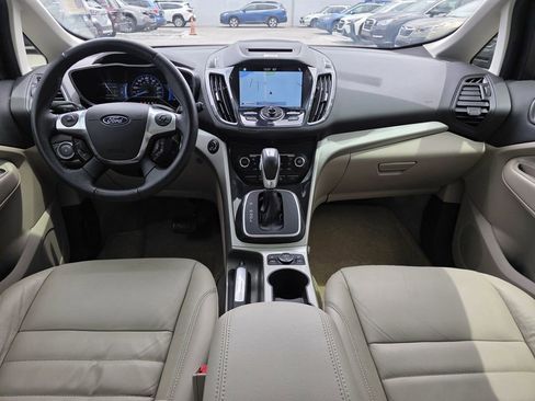 Used 2016 Ford C-MAX Energi SEL w/ Equipment Group 302A FWD image 12
