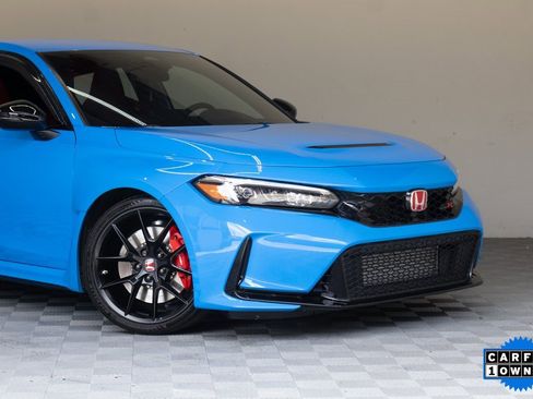 Used 2024 Honda Civic Type R image 3