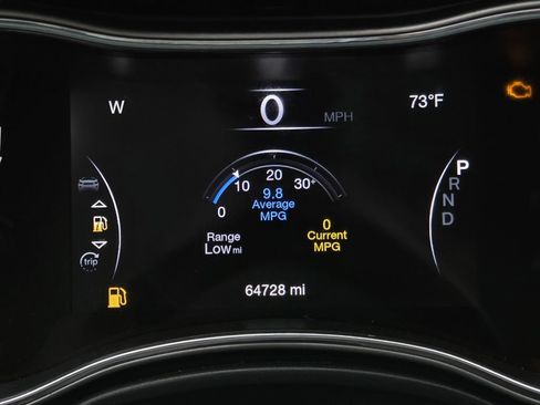 Used 2019 Jeep Grand Cherokee Altitude RWD image 24
