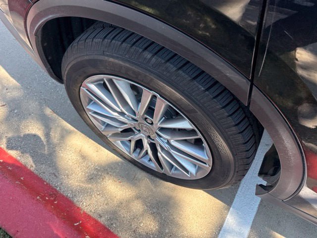 Used 2022 Acura MDX w/ Technology Package FWD image 5