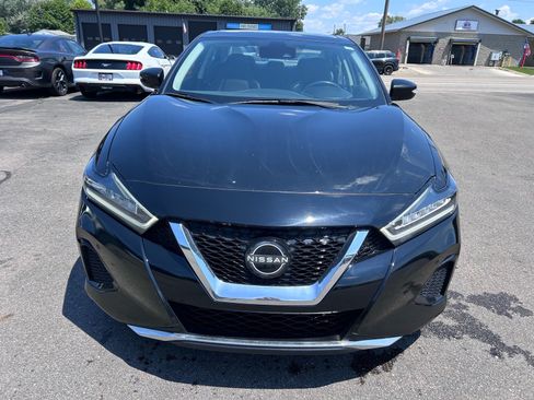 Used 2023 Nissan Maxima SL FWD image 3