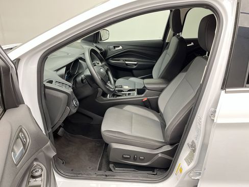 Used 2019 Ford Escape SE AWD/4WD image 3
