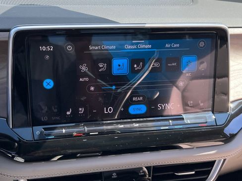 New 2026 Volkswagen Atlas SE image 23