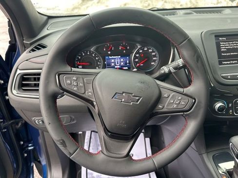 Used 2023 Chevrolet Equinox RS image 17