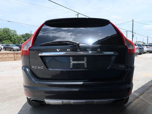 Used 2015 Volvo XC60 T6 Platinum FWD image 10
