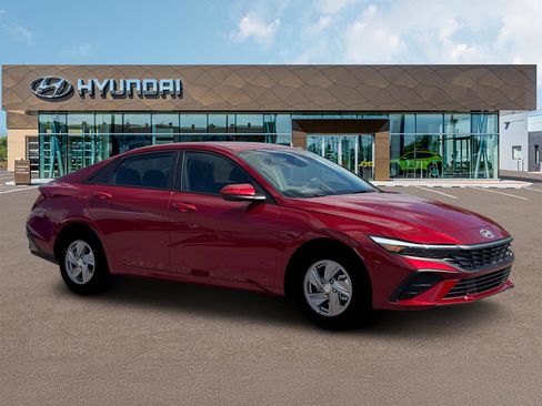 New 2026 Hyundai Elantra SE image 10