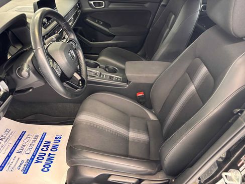 Used 2023 Honda Civic Sport image 16