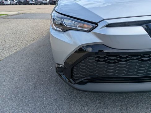 Used 2025 Toyota Corolla Cross AWD Hybrid image 10