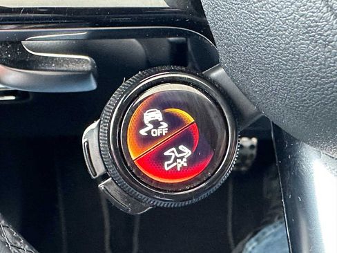 Used 2025 Mercedes-Benz E 53 AMG e 4MATIC Sedan image 37