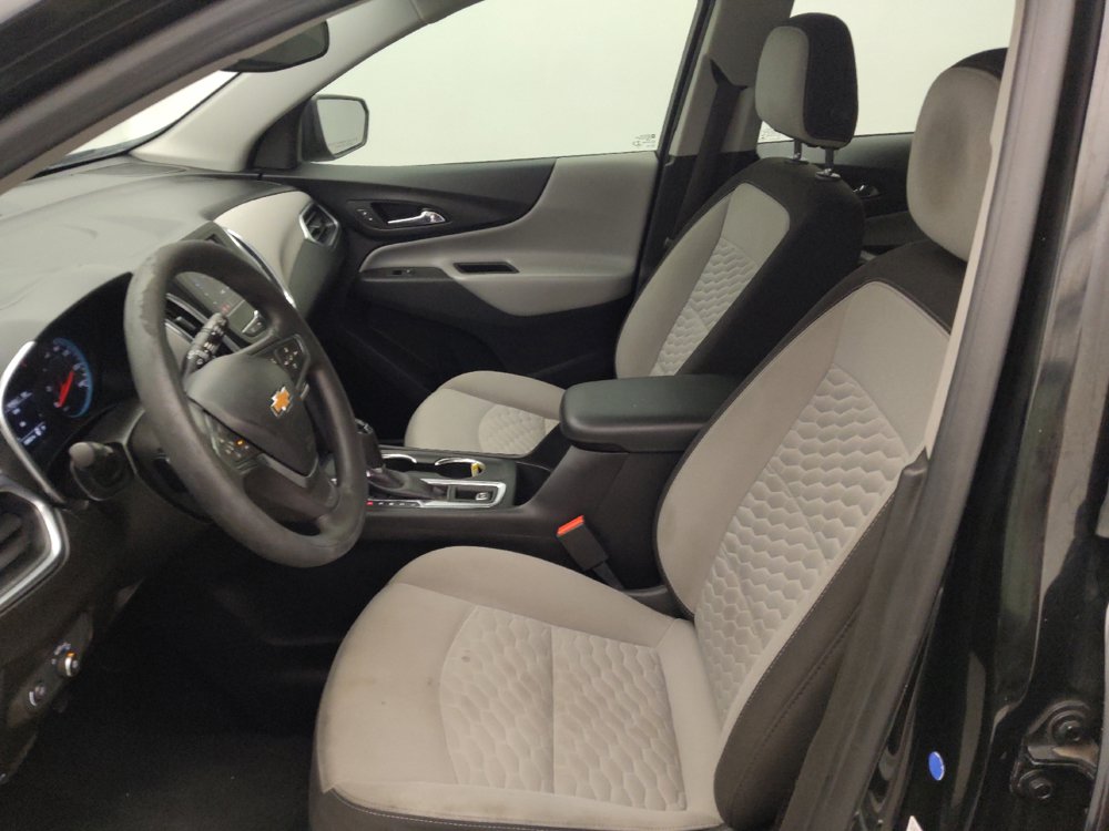 Used 2021 Chevrolet Equinox LS FWD image 17