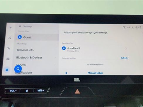 Used 2023 Toyota Venza Limited image 48