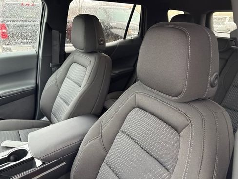 New 2026 Chevrolet Equinox LT w/ Safety and Technology Package image 9