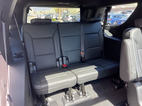 Used 2022 GMC Yukon Denali AWD/4WD image 28