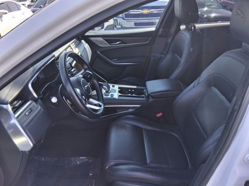 Used 2023 Jaguar F-PACE S AWD/4WD image 9