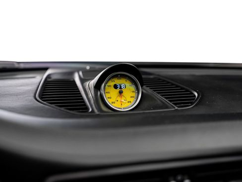 Used 2015 Porsche 911 Turbo S AWD/4WD image 44
