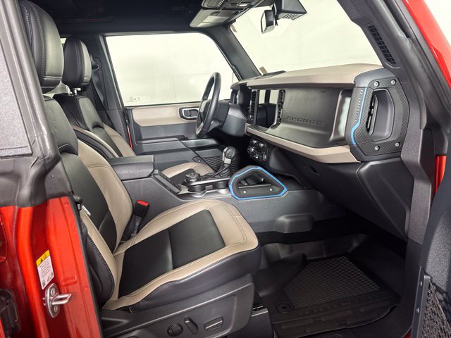 Certified 2024 Ford Bronco Wildtrak AWD/4WD image 4