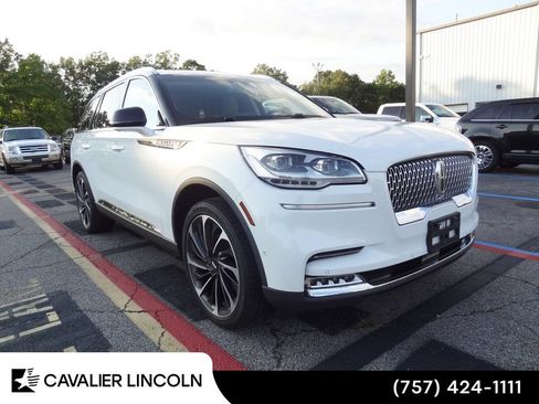 Used 2023 Lincoln Aviator Reserve w/ Equipment Group 201A AWD/4WD image 1