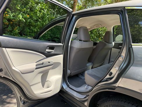Used 2014 Honda CR-V LX image 16