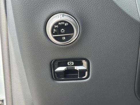 New 2026 Mercedes-Benz GLC 300 4MATIC image 35