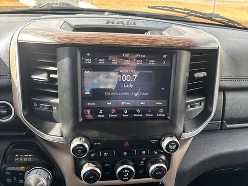 Used 2020 RAM 1500 Laramie image 19