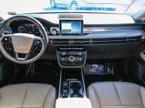 Used 2021 Lincoln Corsair FWD w/ Premium Package image 13