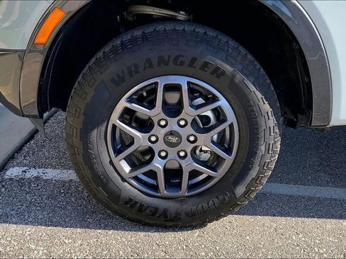 Used 2024 Ford Ranger XLT w/ Trailer Tow Package AWD/4WD image 9