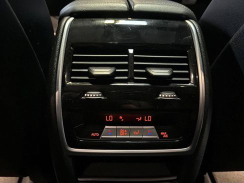 Used 2021 BMW X5 M50i w/ Executive Package AWD/4WD image 26