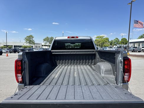 Used 2025 GMC Sierra 1500 Pro w/ Pro Value Package AWD/4WD image 29