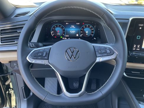 New 2026 Volkswagen Atlas Cross Sport SEL image 18