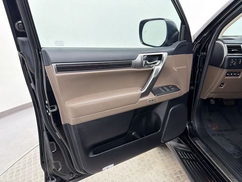 Certified 2023 Lexus GX 460 Premium w/ Accessory Package AWD/4WD image 24