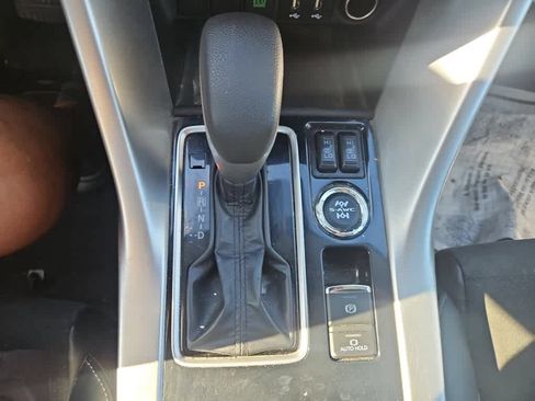 Used 2024 Mitsubishi Eclipse Cross SE AWD/4WD image 18