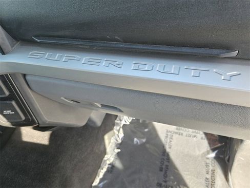Used 2024 Ford F250 XLT image 34