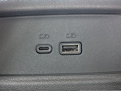 Used 2025 Buick Envista Preferred w/ Convenience I Package image 15