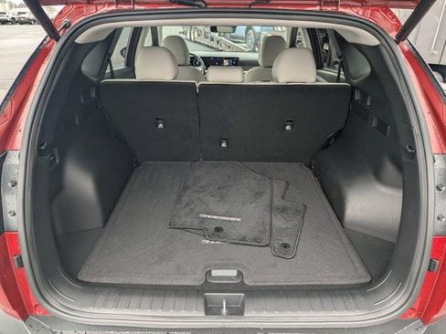 Used 2025 Hyundai Tucson SEL image 16