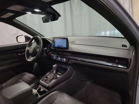 Used 2024 Honda CR-V Sport Touring image 27