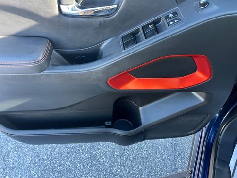 Used 2022 Nissan Frontier PRO-4X image 11